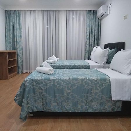 Dzveli Batumi Hotel Ngoại thất bức ảnh