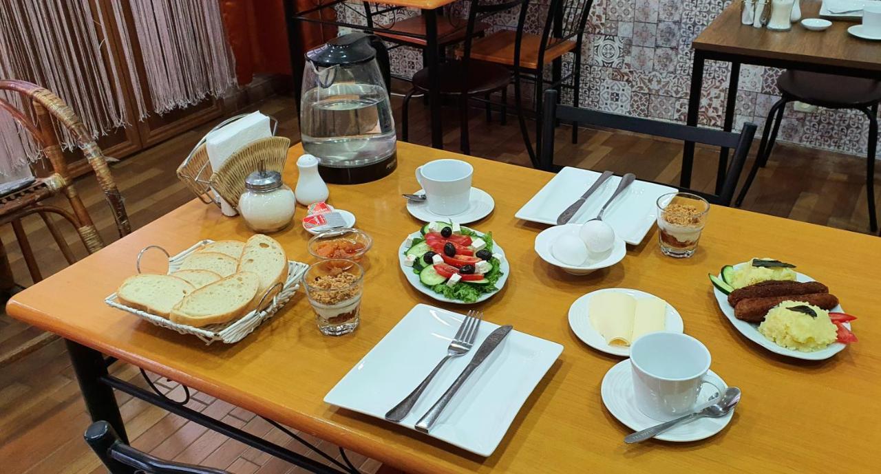 Dzveli Batumi Hotel Ngoại thất bức ảnh
