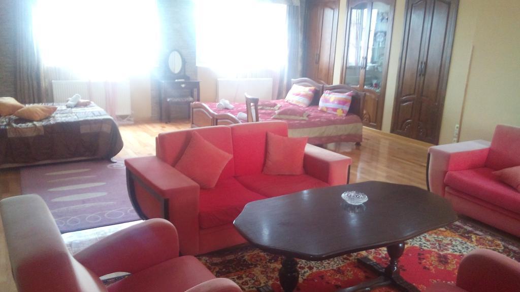 Dzveli Batumi Hotel Ngoại thất bức ảnh