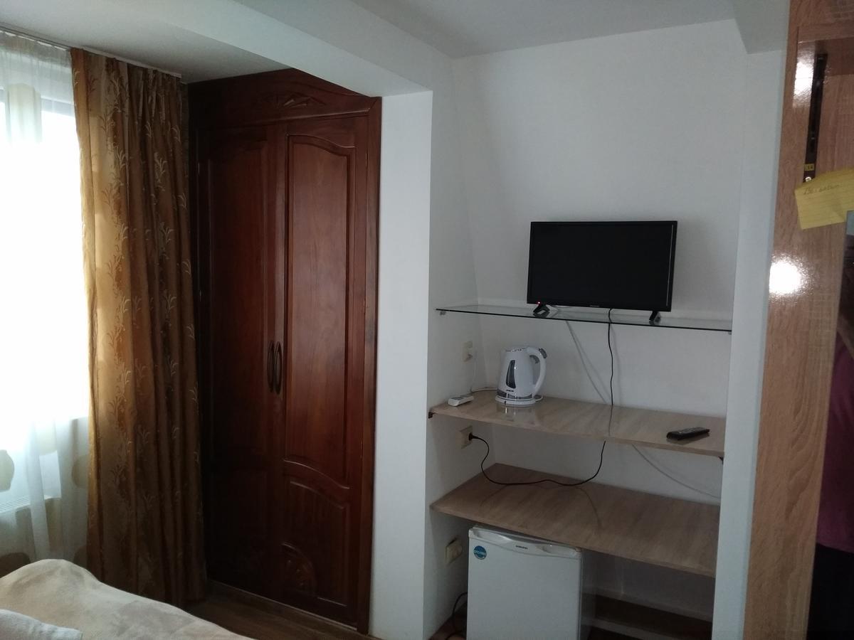Dzveli Batumi Hotel Ngoại thất bức ảnh