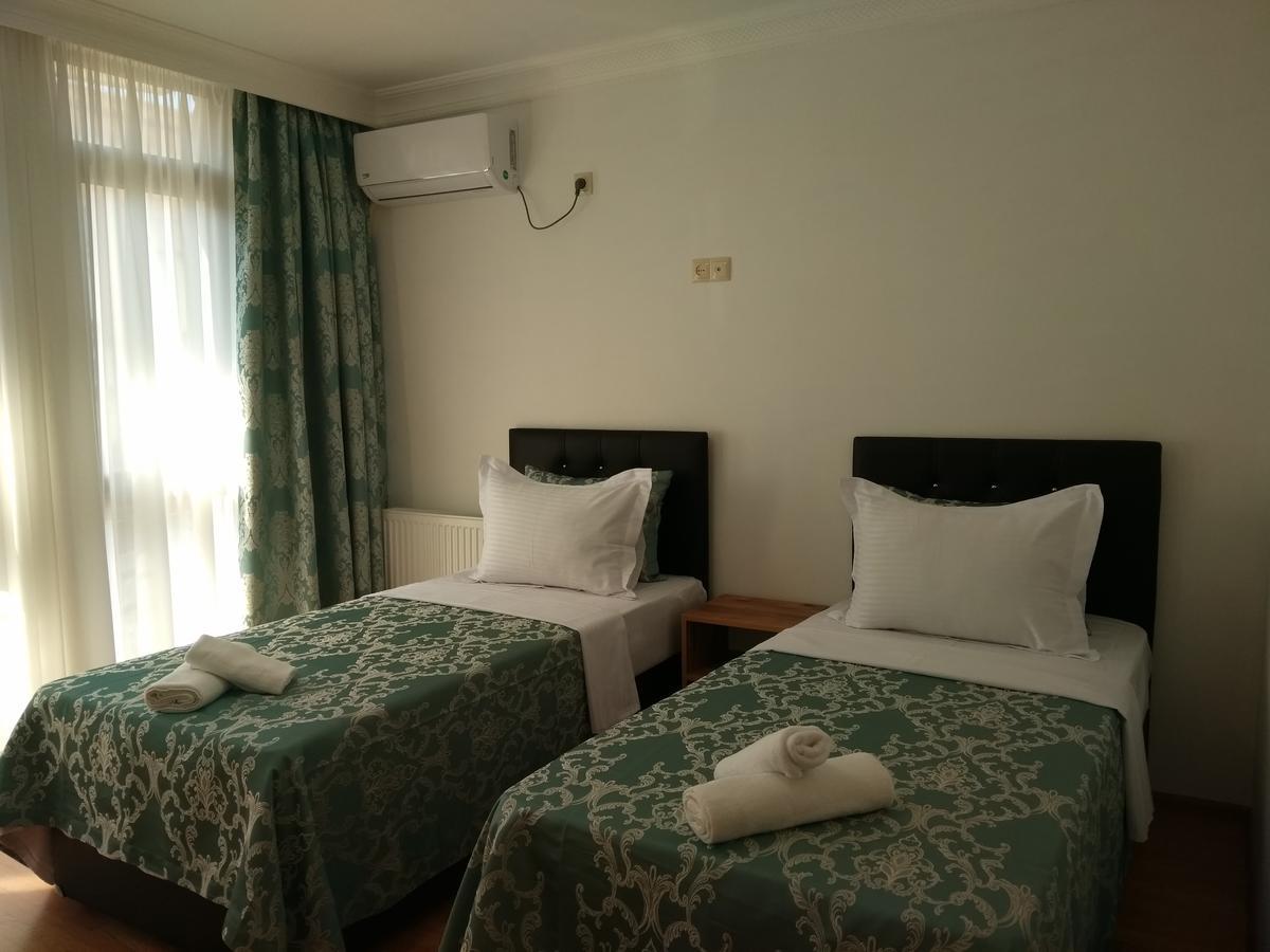 Dzveli Batumi Hotel Ngoại thất bức ảnh